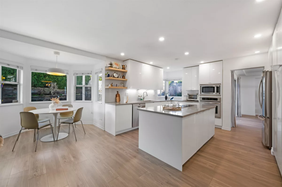 Kitchen Island Photo of 2259 Paradise Avenue, Coquitlam, BC