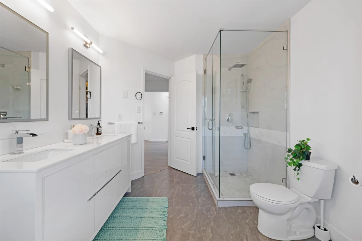 Powder Room Photo of 2259 Paradise Avenue, Coquitlam, BC