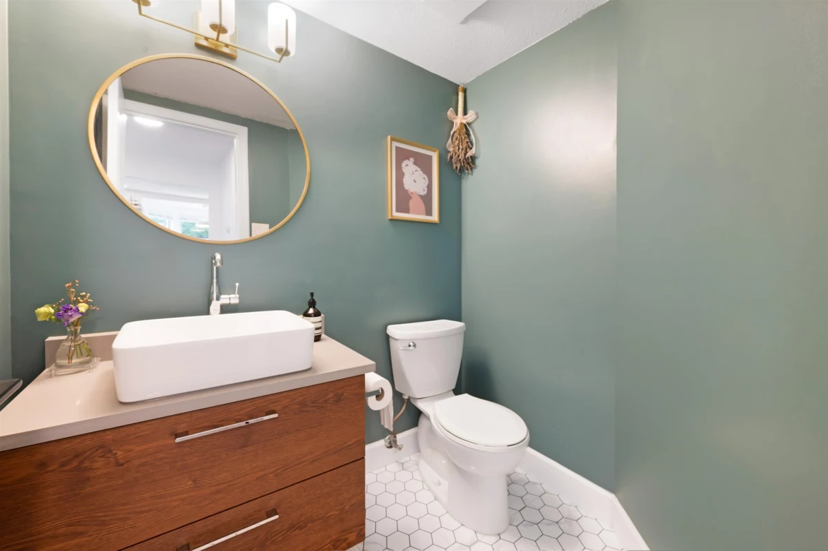 Primary Bathroom Photo of 2259 Paradise Avenue, Coquitlam, BC