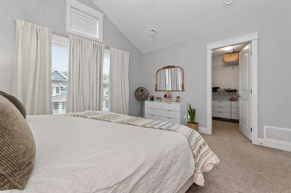 Laundry Room Photo of 44763 Anglers Boulevard, Chilliwack, BC