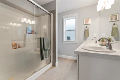 Entry Foyer Photo of 44763 Anglers Boulevard, Chilliwack, BC