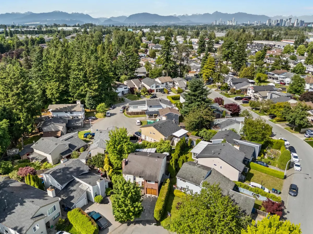 Community Amenities Photo (Clubhouse) of 12241 80a Avenue, Surrey, BC