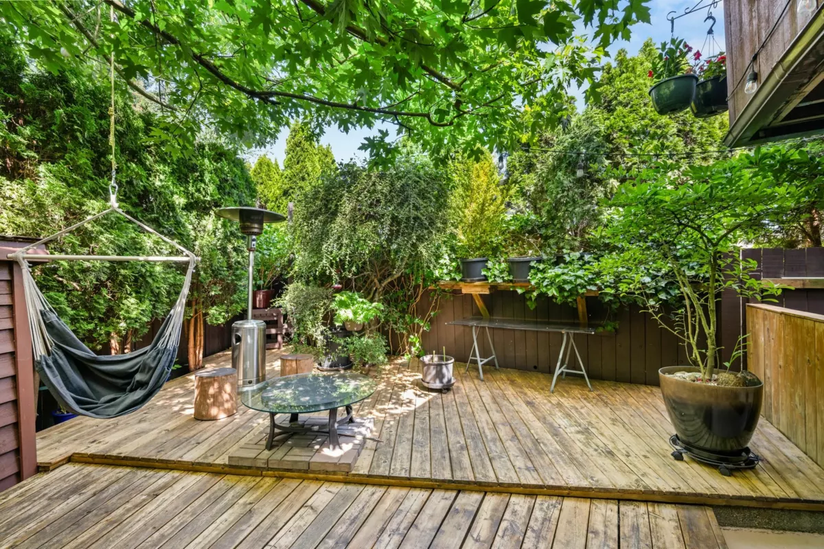 Swimming Pool Photo of 12241 80a Avenue, Surrey, BC