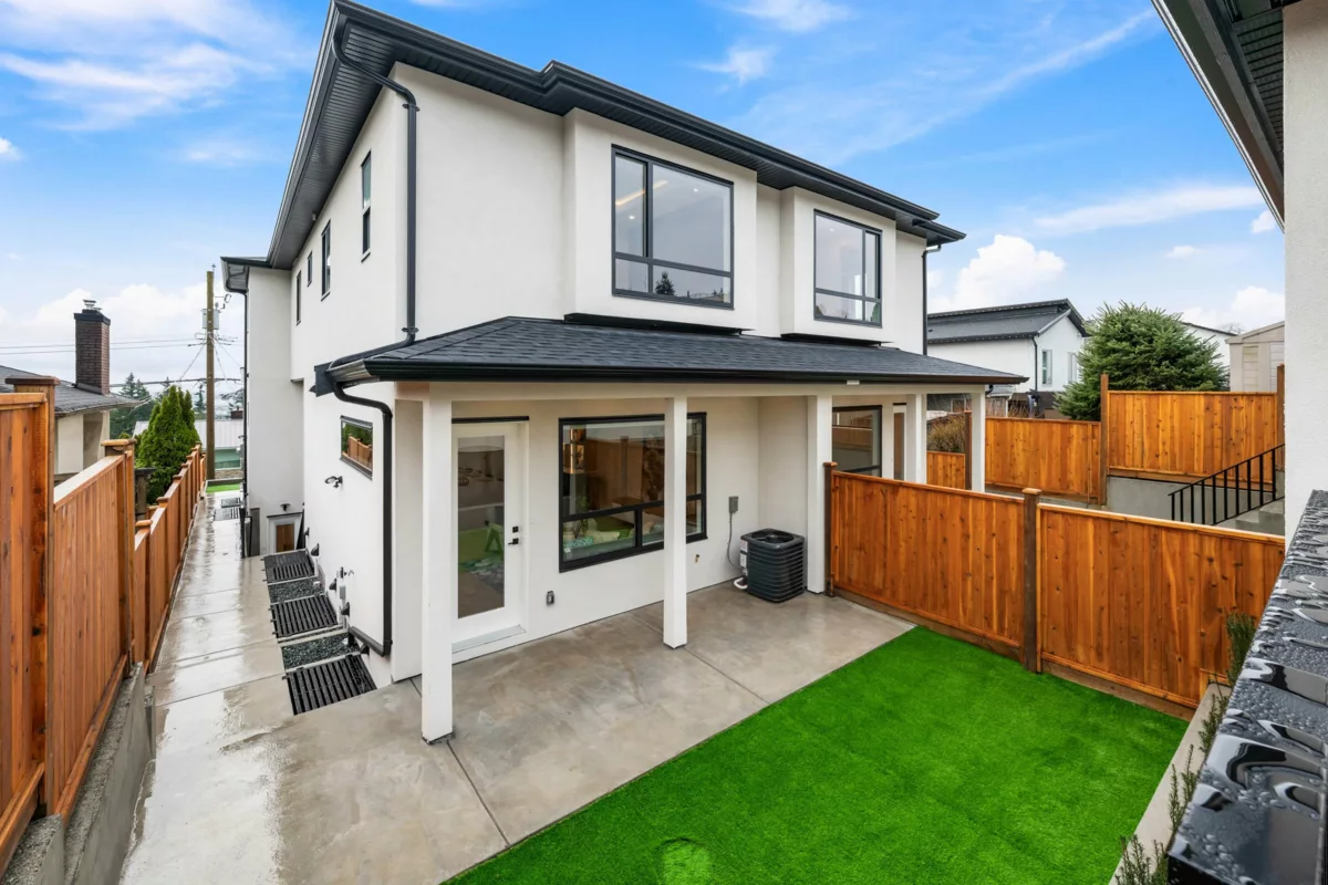 Community Amenities Photo (Clubhouse) of 1 6107 Patrick Street, Burnaby, BC