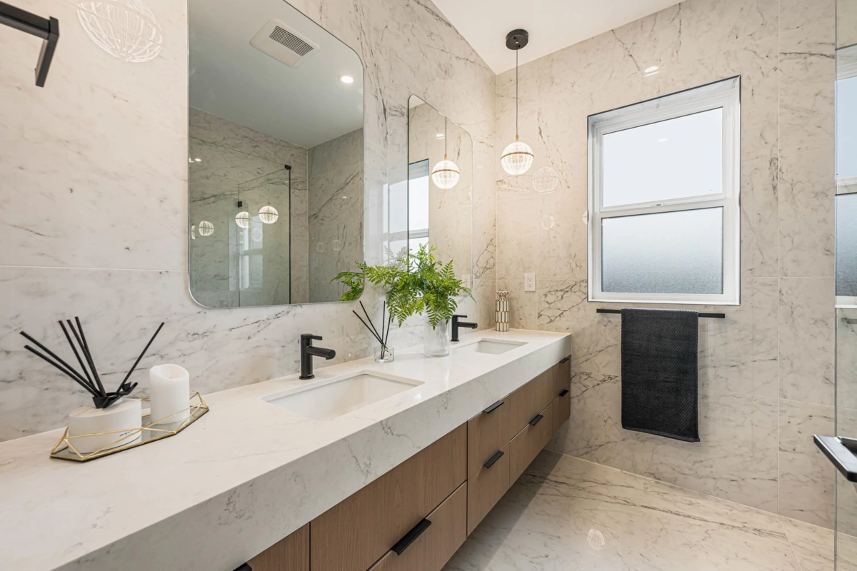 Outdoor Patio Photo of 1 6107 Patrick Street, Burnaby, BC