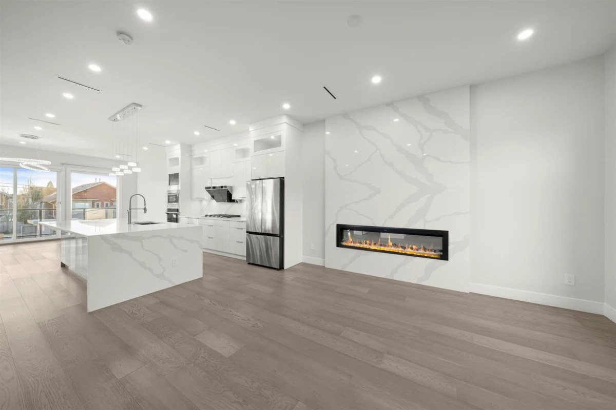 Dining Area Photo of 253 W 18th Street, North Vancouver, BC