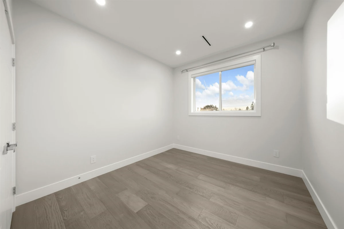 Office / Den Photo of 253 W 18th Street, North Vancouver, BC
