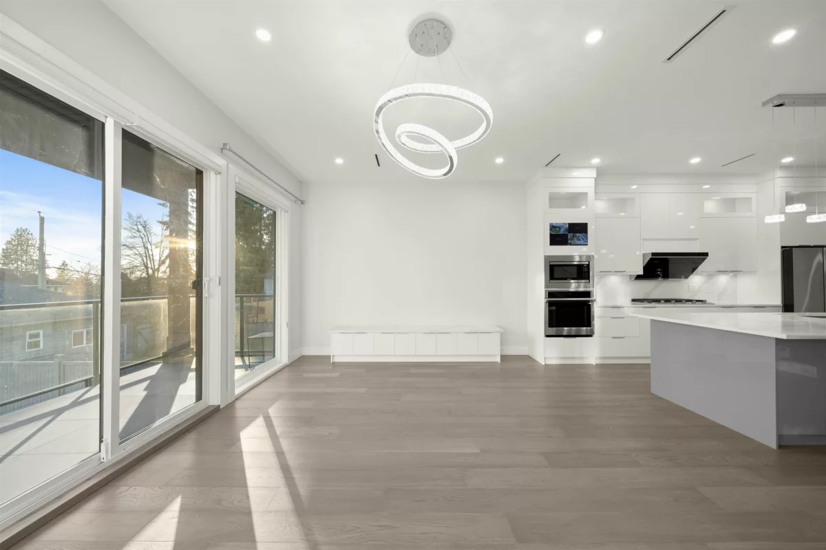 Pantry Photo of 253 W 18th Street, North Vancouver, BC