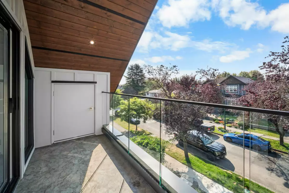 Bedroom 3 Photo of 1 3563 E 25th Avenue, Vancouver, BC
