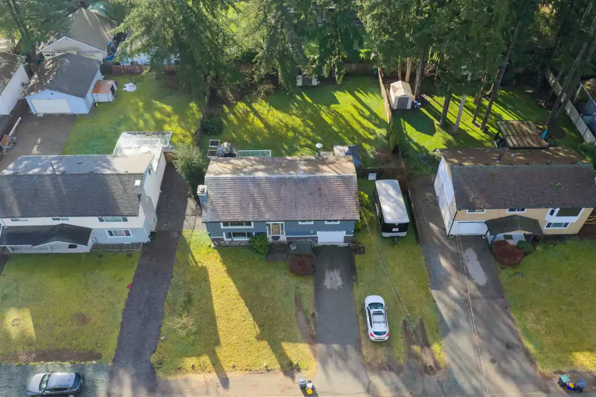 Hot Tub / Spa Photo of 20754 39a Avenue, Langley, BC