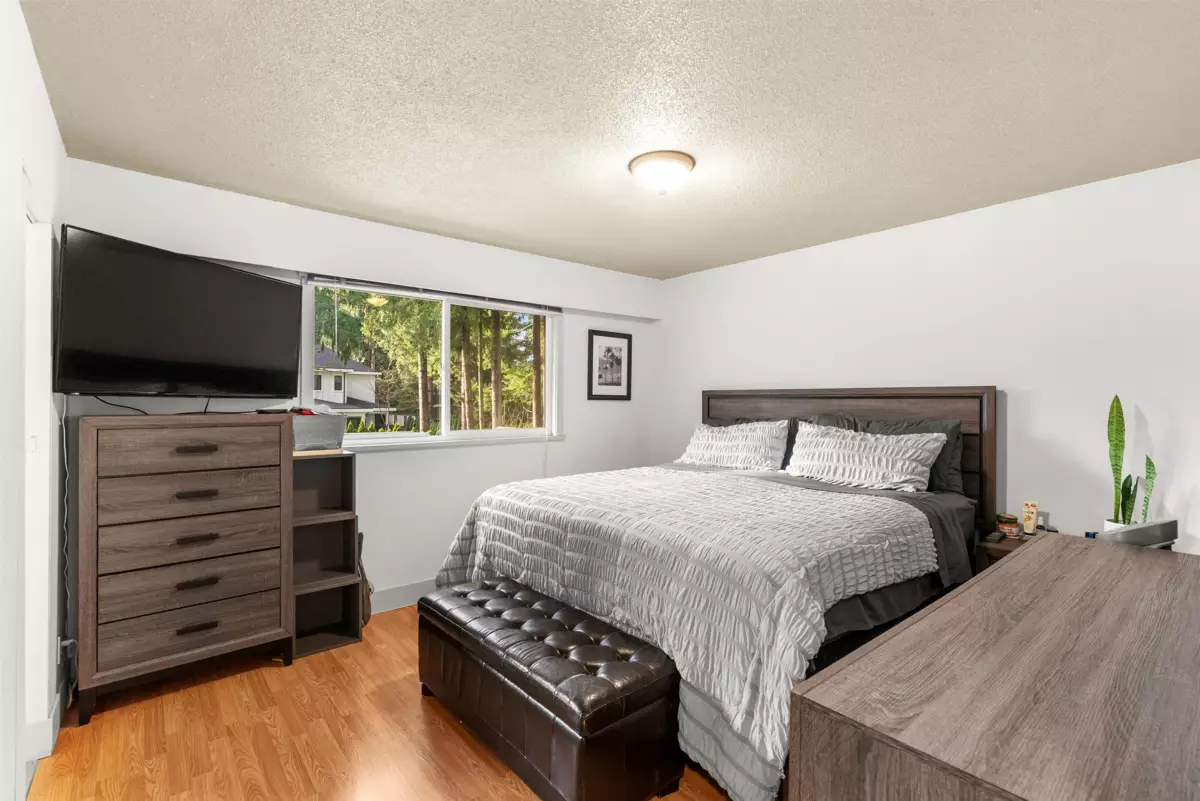 Walk-In Closet Photo of 20754 39a Avenue, Langley, BC