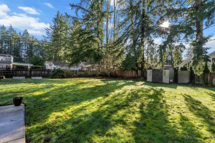 Front Yard Photo of 20754 39a Avenue, Langley, BC