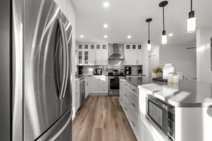 Kitchen Island Photo of 20754 39a Avenue, Langley, BC