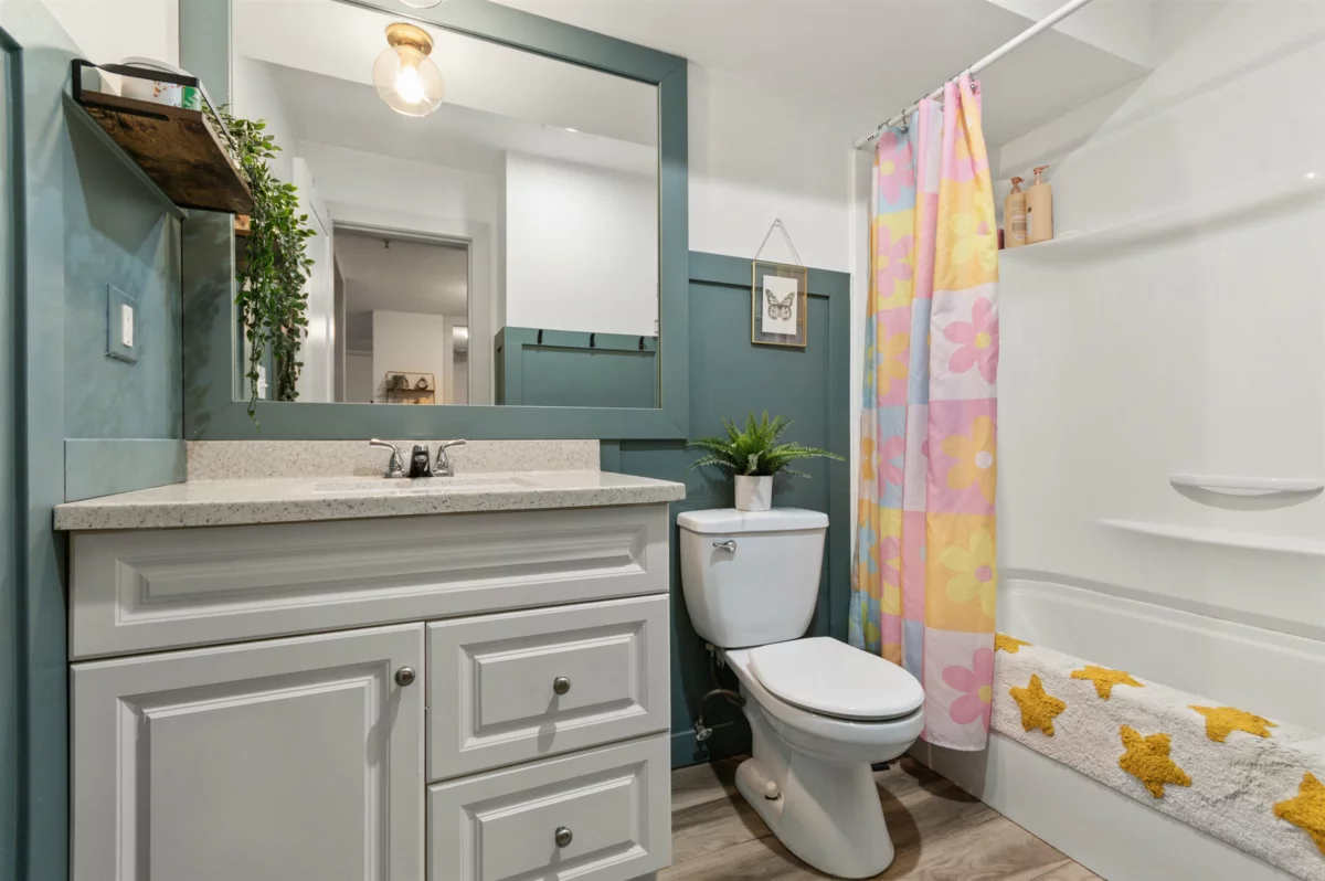 Bedroom 2 Photo of 133 1783 Agassiz-Rosedale No 9 Highway, Agassiz, BC