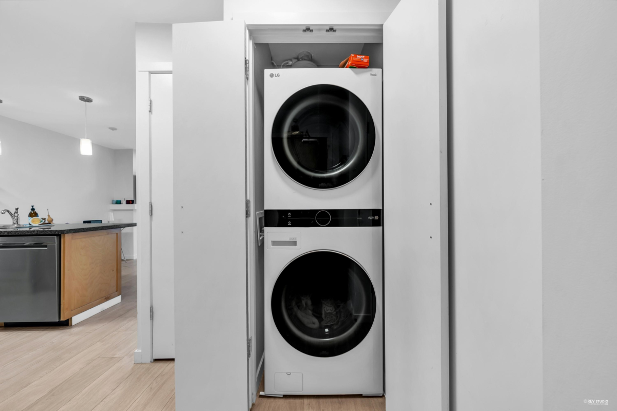 Bedroom 4 Photo of 1001 989 Richards Street, Vancouver, BC