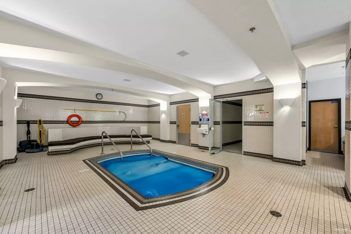 Laundry Room Photo of 1001 989 Richards Street, Vancouver, BC