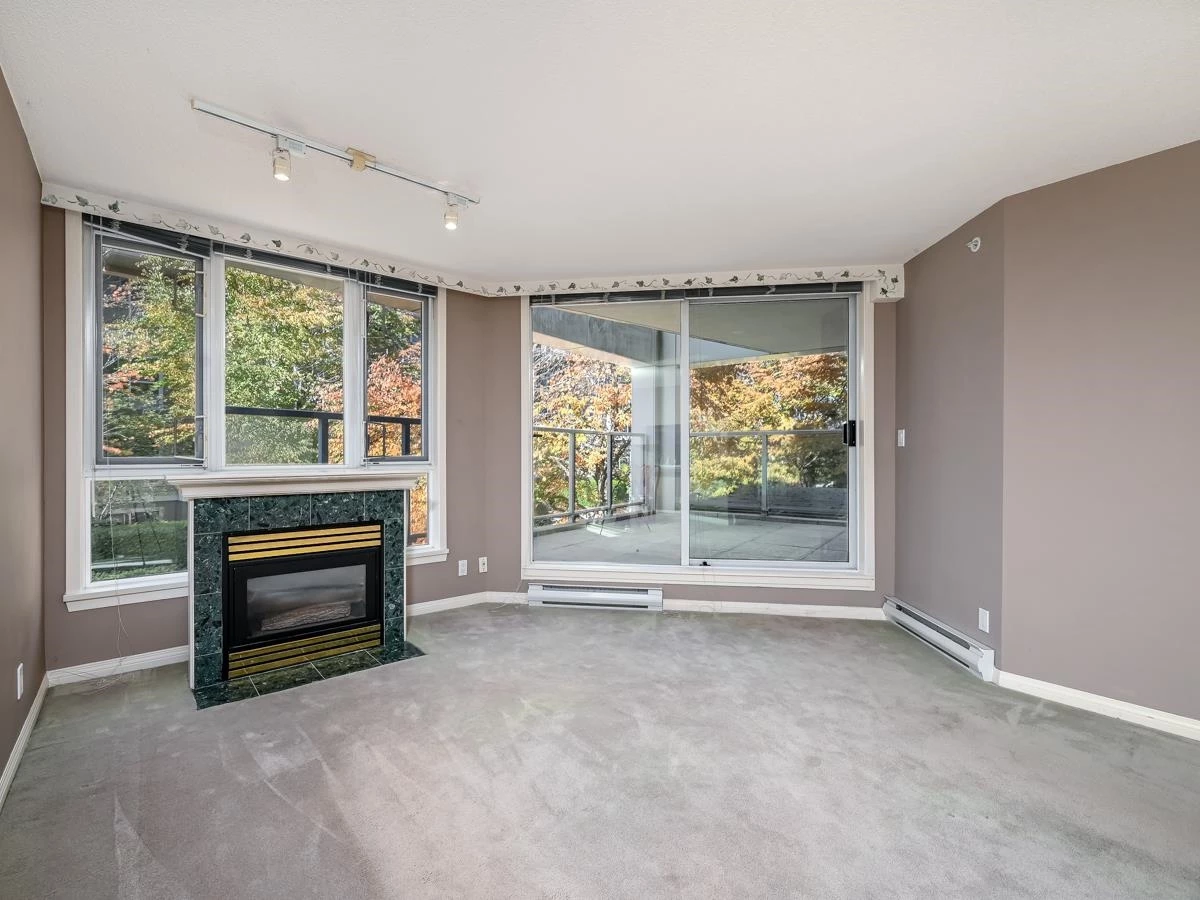 Primary Bathroom Photo of 201 5860 Dover Crescent, Richmond, BC