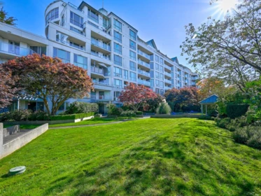 Outdoor Patio Photo of 201 5860 Dover Crescent, Richmond, BC