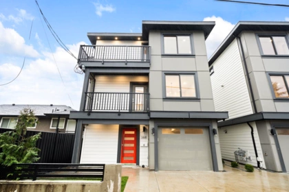 4 3881 Hurst Street, Burnaby, BC
