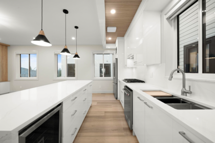 4 3881 Hurst Street, Burnaby, BC
