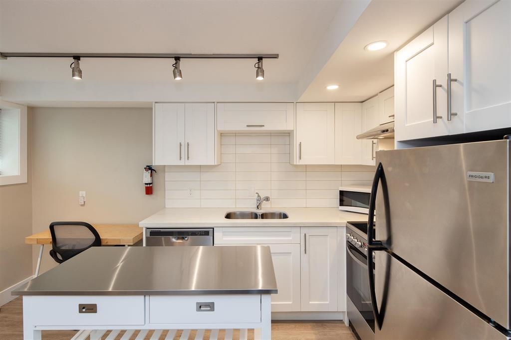 Bedroom 3 Photo of 195 W 12 Avenue, Vancouver, BC