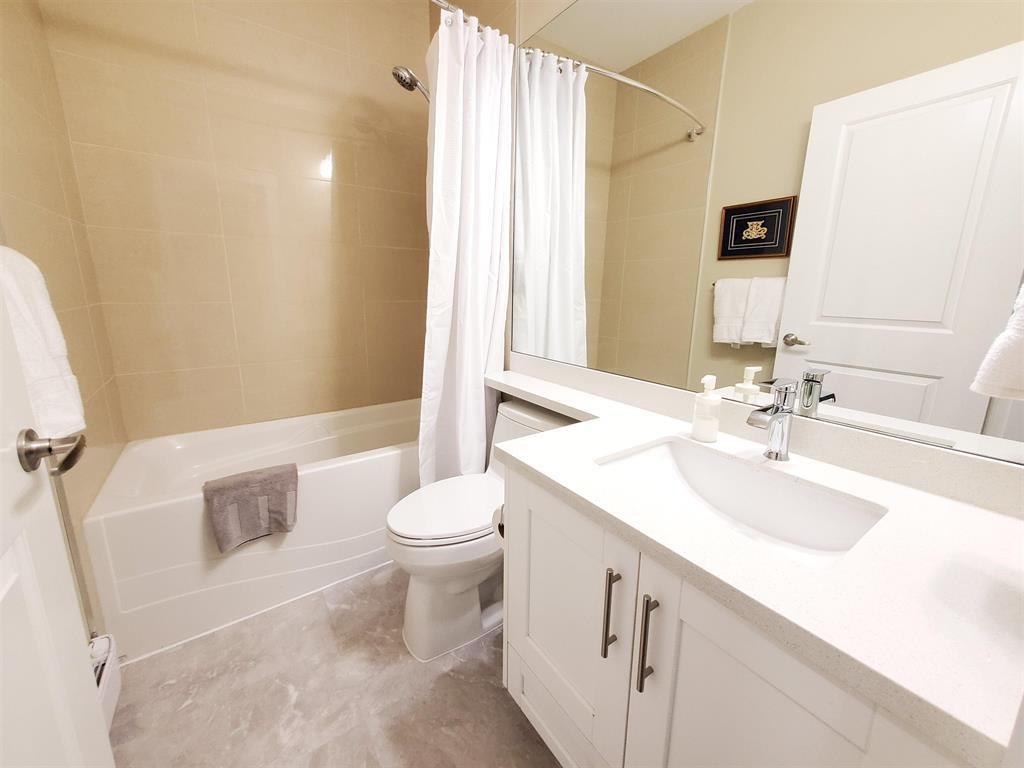 Garage Interior Photo of 195 W 12 Avenue, Vancouver, BC