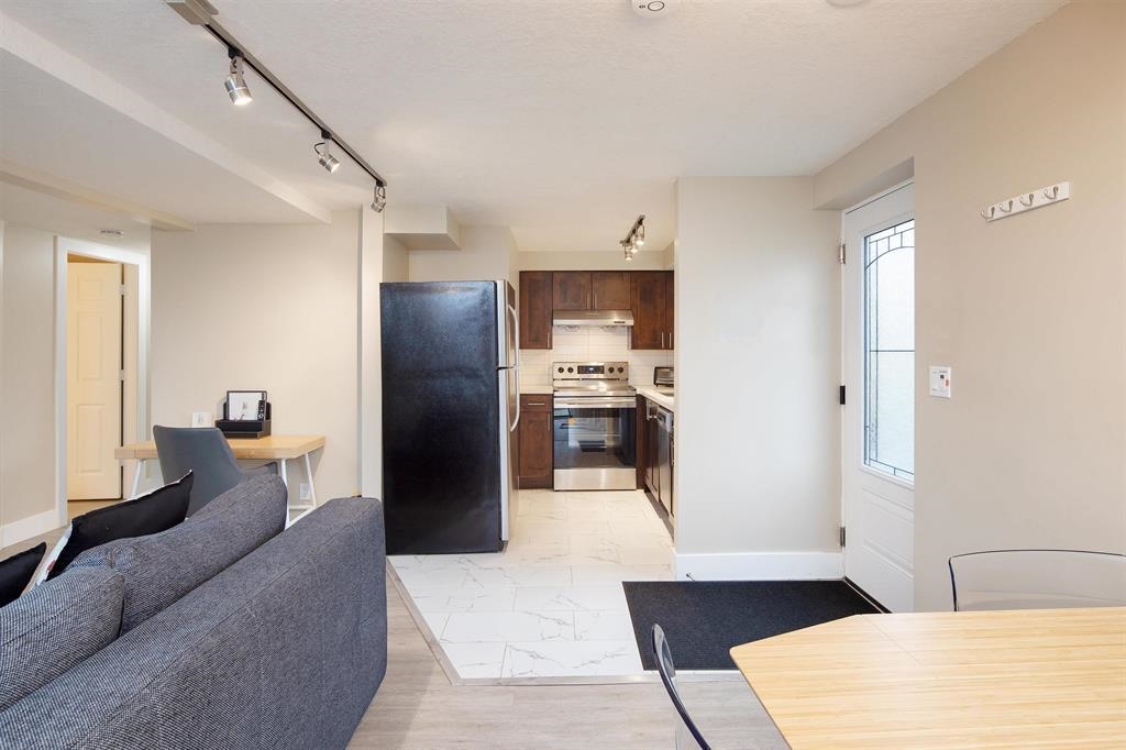 Laundry Room Photo of 195 W 12 Avenue, Vancouver, BC