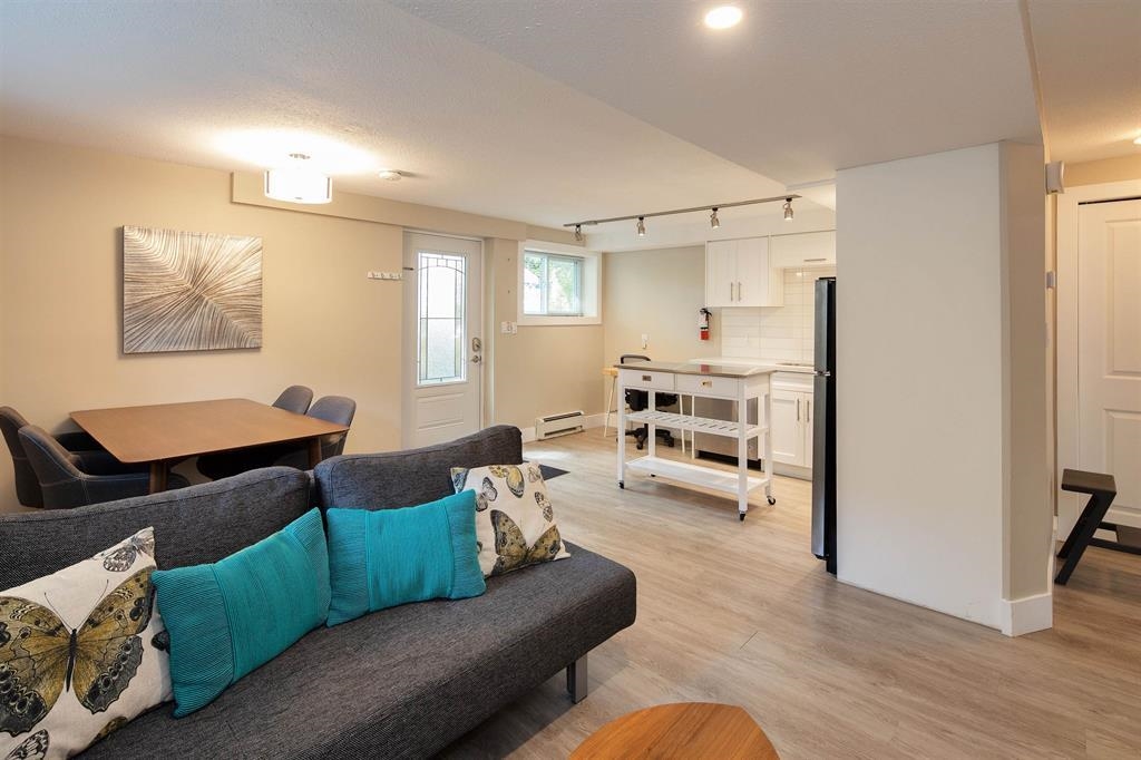 Pantry Photo of 195 W 12 Avenue, Vancouver, BC