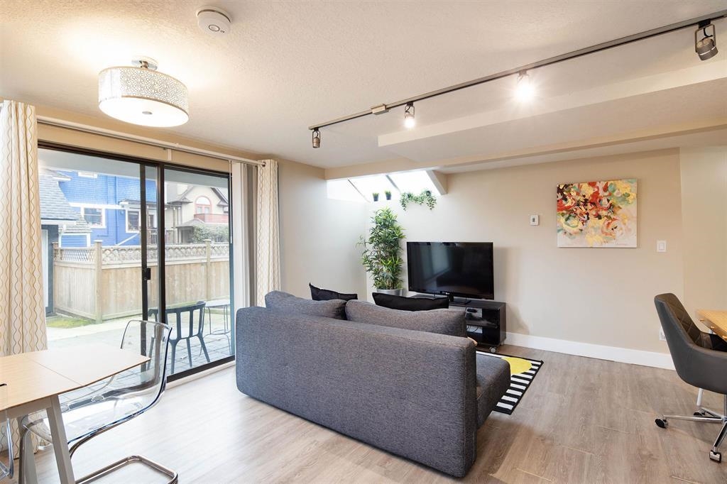 Staircase Photo of 195 W 12 Avenue, Vancouver, BC