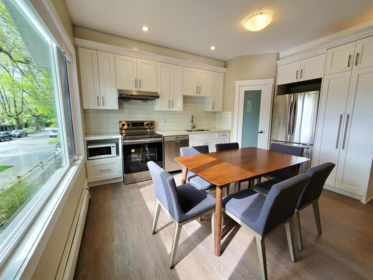 Aerial View of 195 W 12 Avenue, Vancouver, BC