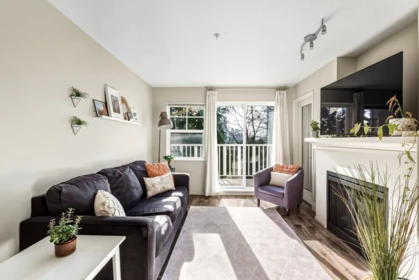 312 7330 Salisbury Avenue, Burnaby, BC, Burnaby — Apartment/Condo for sale