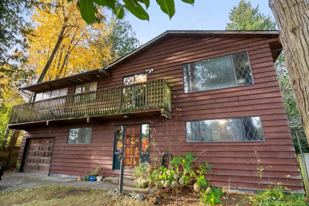 Outdoor Kitchen Photo of 13317 15b Avenue, Surrey, BC