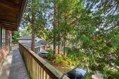 Swimming Pool Photo of 13317 15b Avenue, Surrey, BC