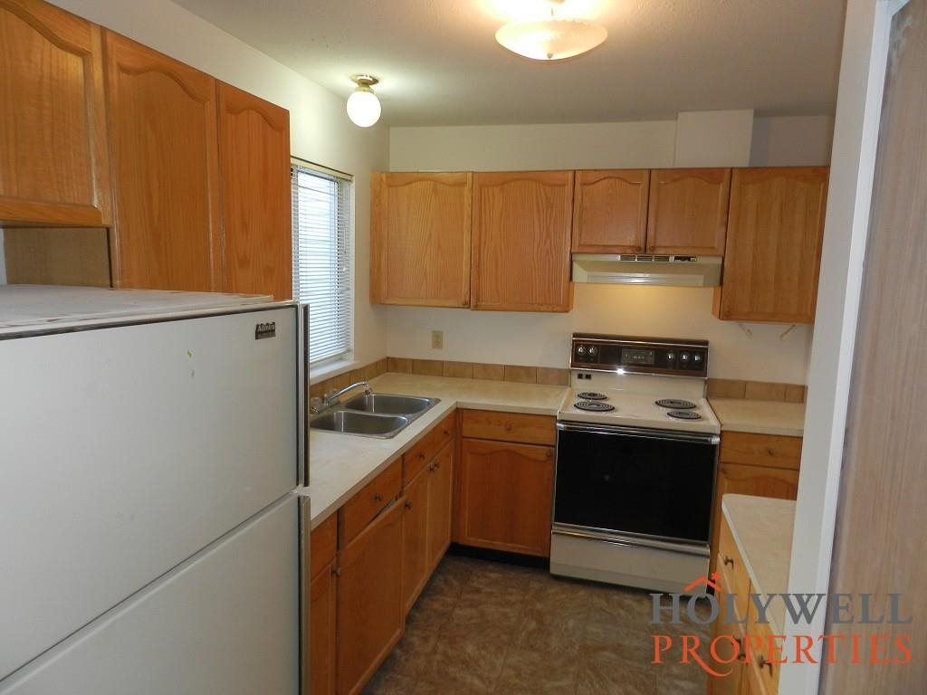 Family Room Photo of 15 765 School Road, Gibsons, BC