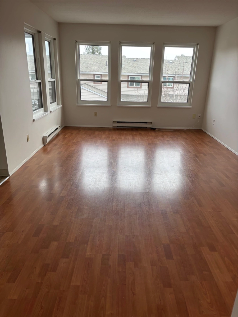 Walk-In Closet Photo of 15 765 School Road, Gibsons, BC