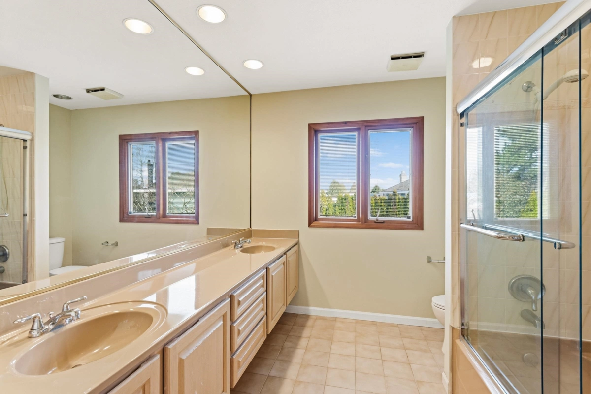 Backyard Photo of 8480 Sunnywood Drive, Richmond, BC