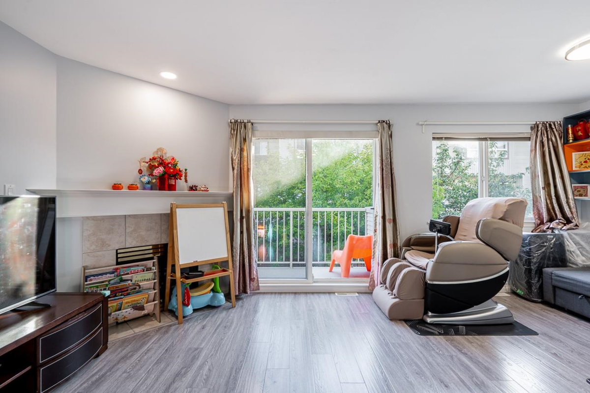 Breakfast Nook Photo of 9 22728 Norton Court, Richmond, BC