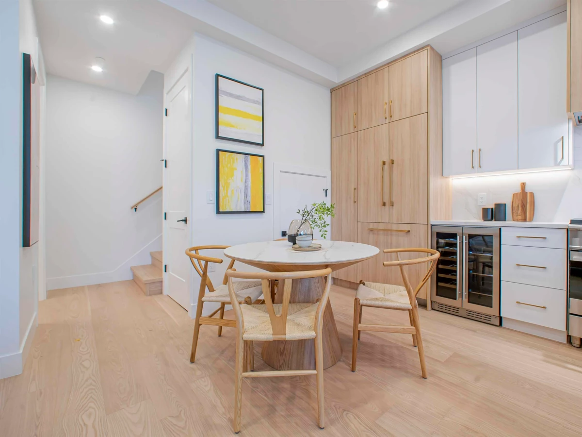 Kitchen Island Photo of 2 2785 W 21 Avenue, Vancouver, BC