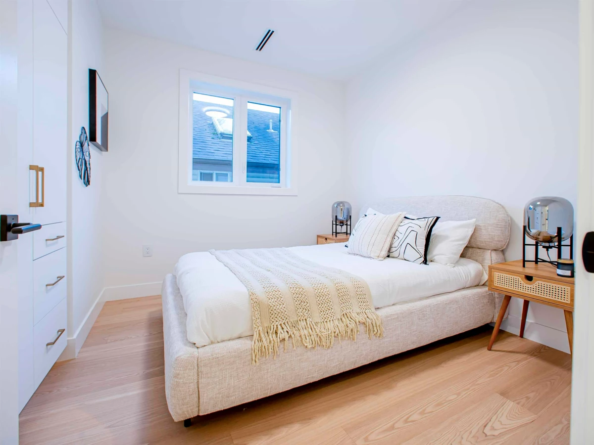 Powder Room Photo of 2 2785 W 21 Avenue, Vancouver, BC