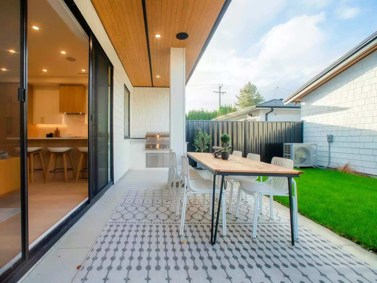 Primary Bedroom Photo of 2 2785 W 21 Avenue, Vancouver, BC