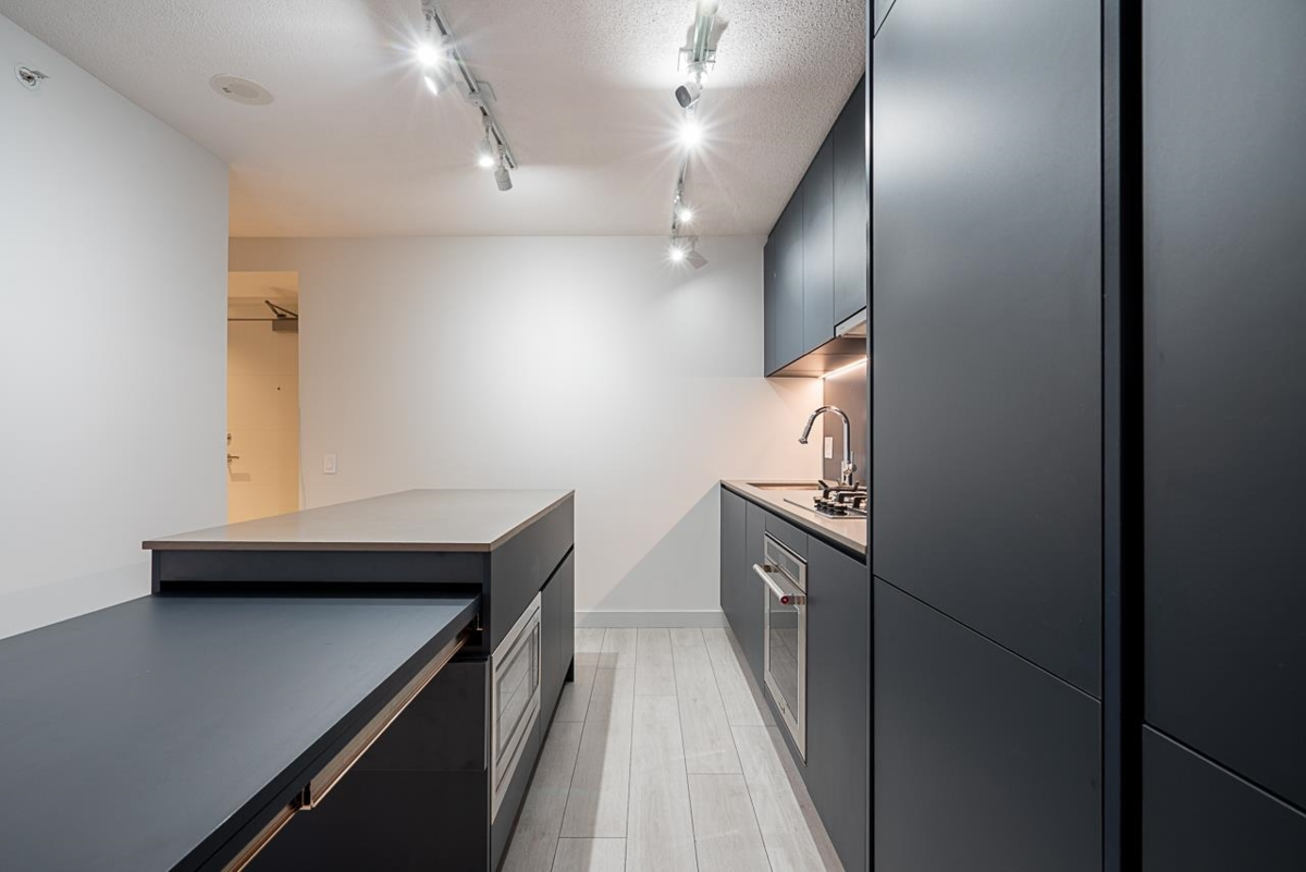 Family Room Photo of 1106 988 Quayside Drive, New Westminster, BC