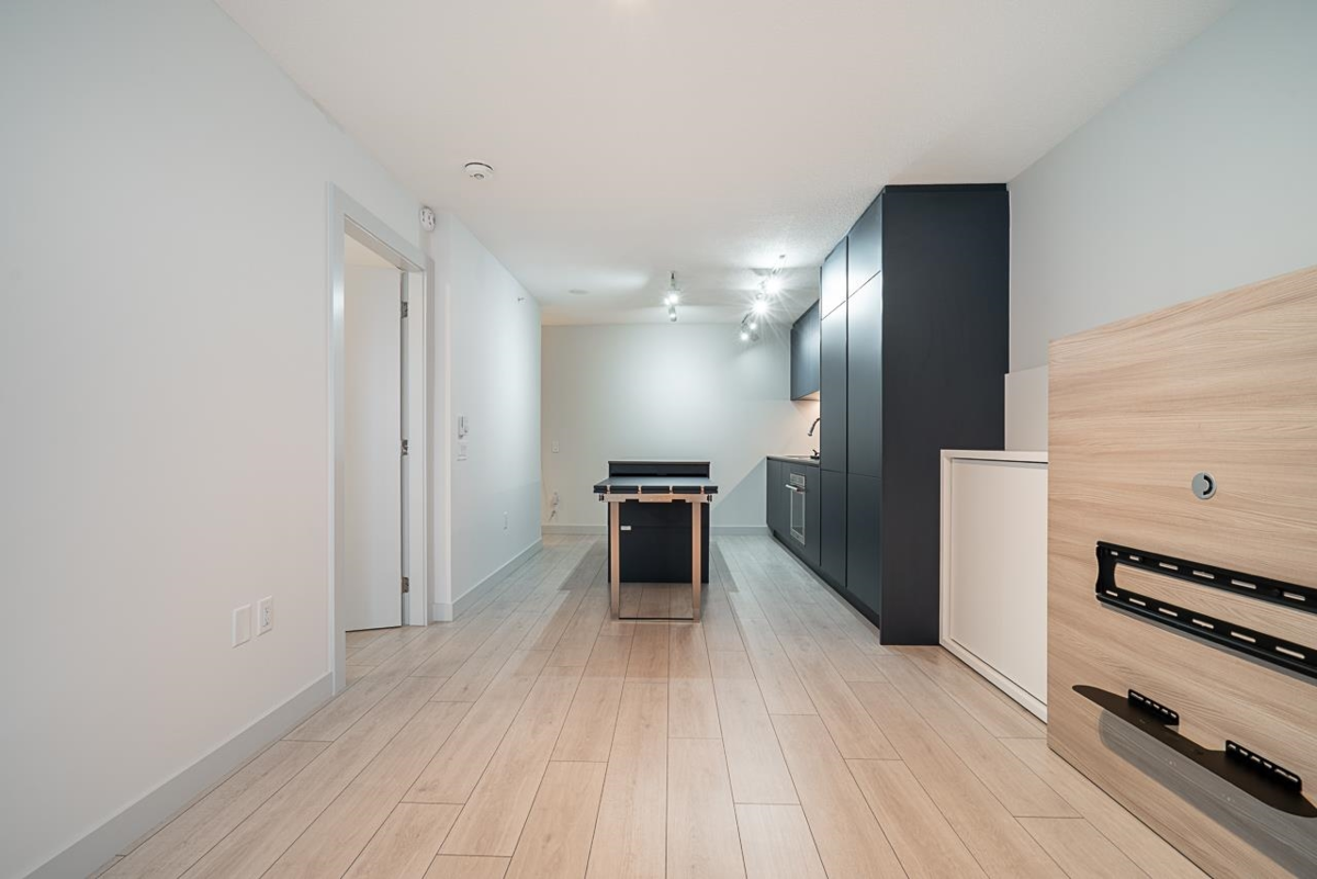 Primary Bathroom Photo of 1106 988 Quayside Drive, New Westminster, BC