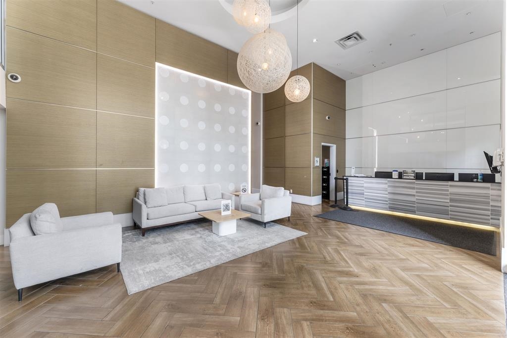 Pantry Photo of 2410 9981 Whalley Boulevard, Surrey, BC