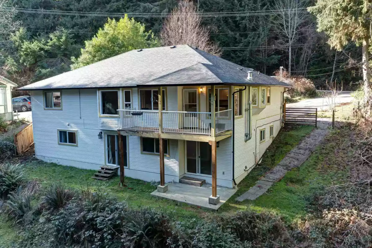 Exterior Rear Photo of 7629 Redrooffs Road, Halfmoon Bay, BC