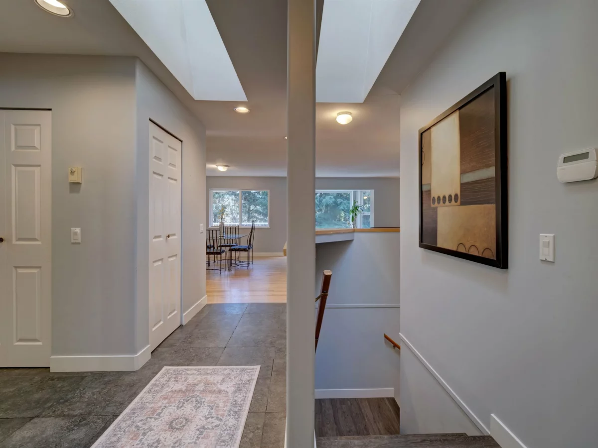 Family Room Photo of 7629 Redrooffs Road, Halfmoon Bay, BC