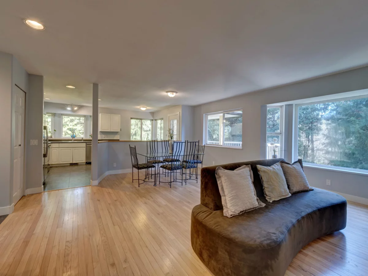 Kitchen Photo of 7629 Redrooffs Road, Halfmoon Bay, BC