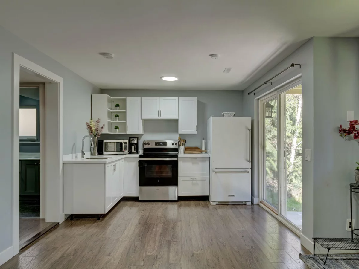 Swimming Pool Photo of 7629 Redrooffs Road, Halfmoon Bay, BC