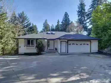 7629 Redrooffs Road, Halfmoon Bay, BC, Halfmn Bay Secret Cv Redroofs — 4 bed single family residence for sale
