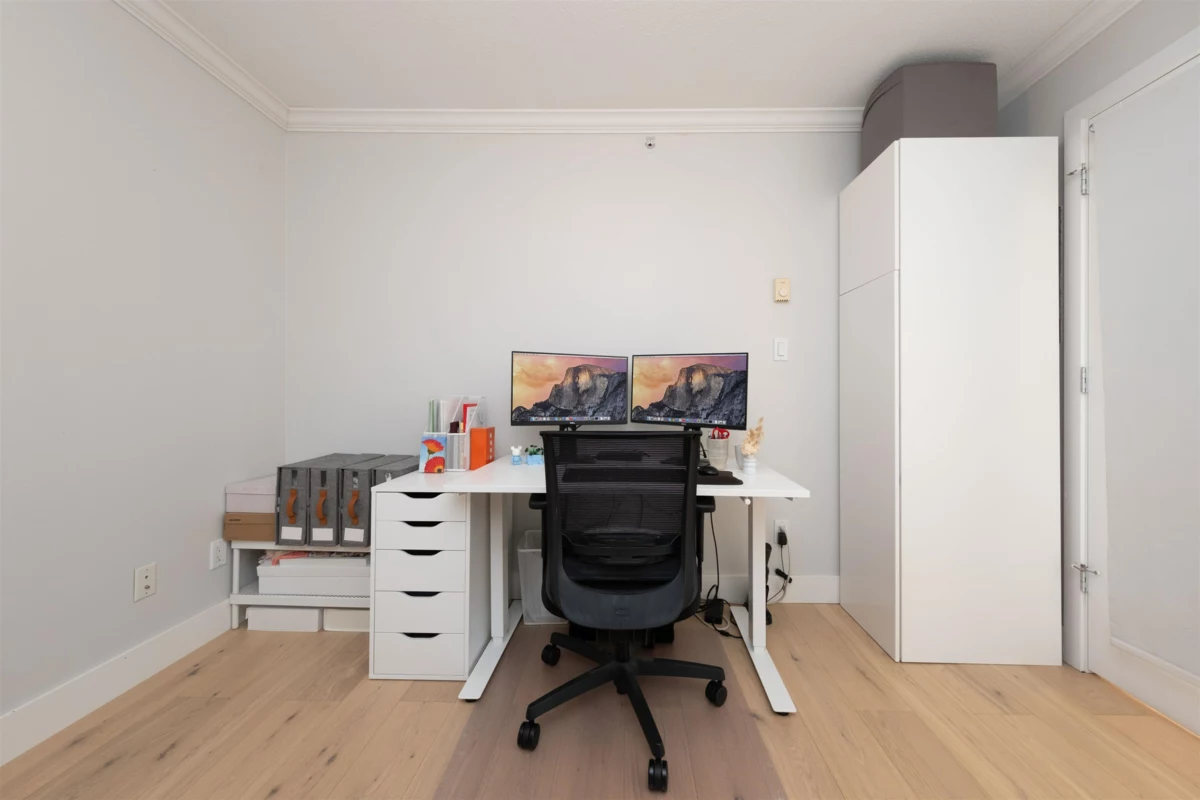 Basement Recreation Room Photo of 1104 235 Guildford Way, Port Moody, BC