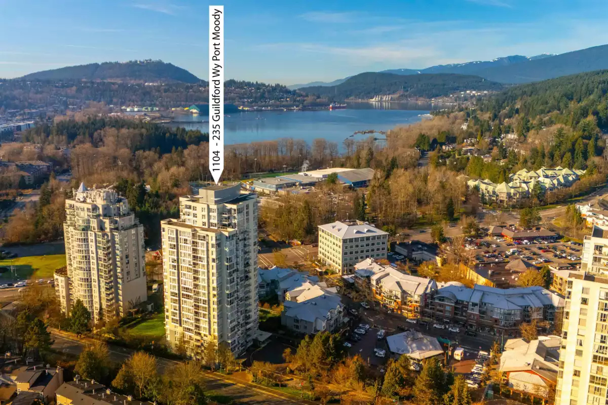 Mudroom Photo of 1104 235 Guildford Way, Port Moody, BC